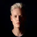 Julia_Fad SHAMAN Fan